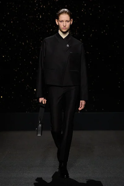 Look 58